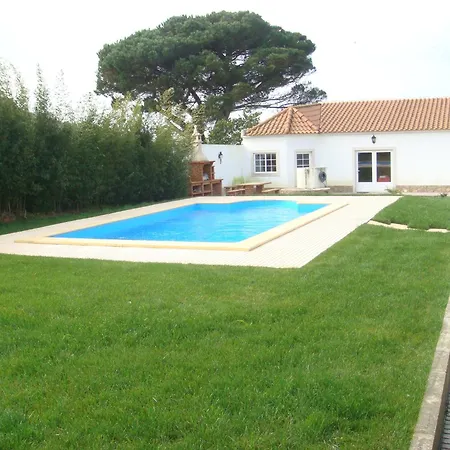 Casa De Flor Do Jardim Malveira