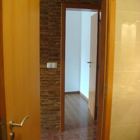 Quarto em Acomodações Particulares Casa De Flor Do Jardim