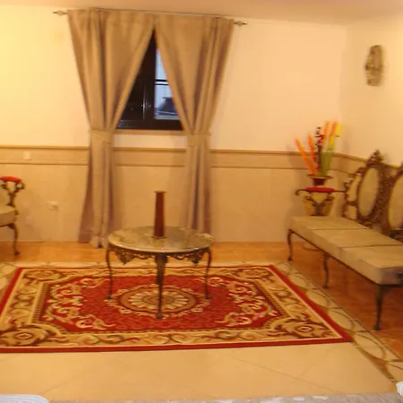 Quarto em Acomodações Particulares Casa De Flor Do Jardim *
