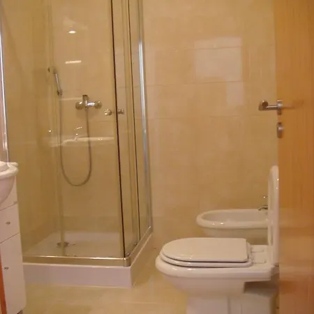 Quarto em Acomodações Particulares Casa De Flor Do Jardim *