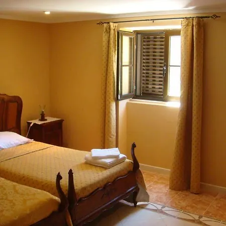 Casa De Flor Do Jardim * Malveira