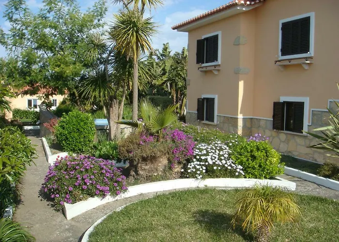 Casa De Flor Do Jardim * מלביירה